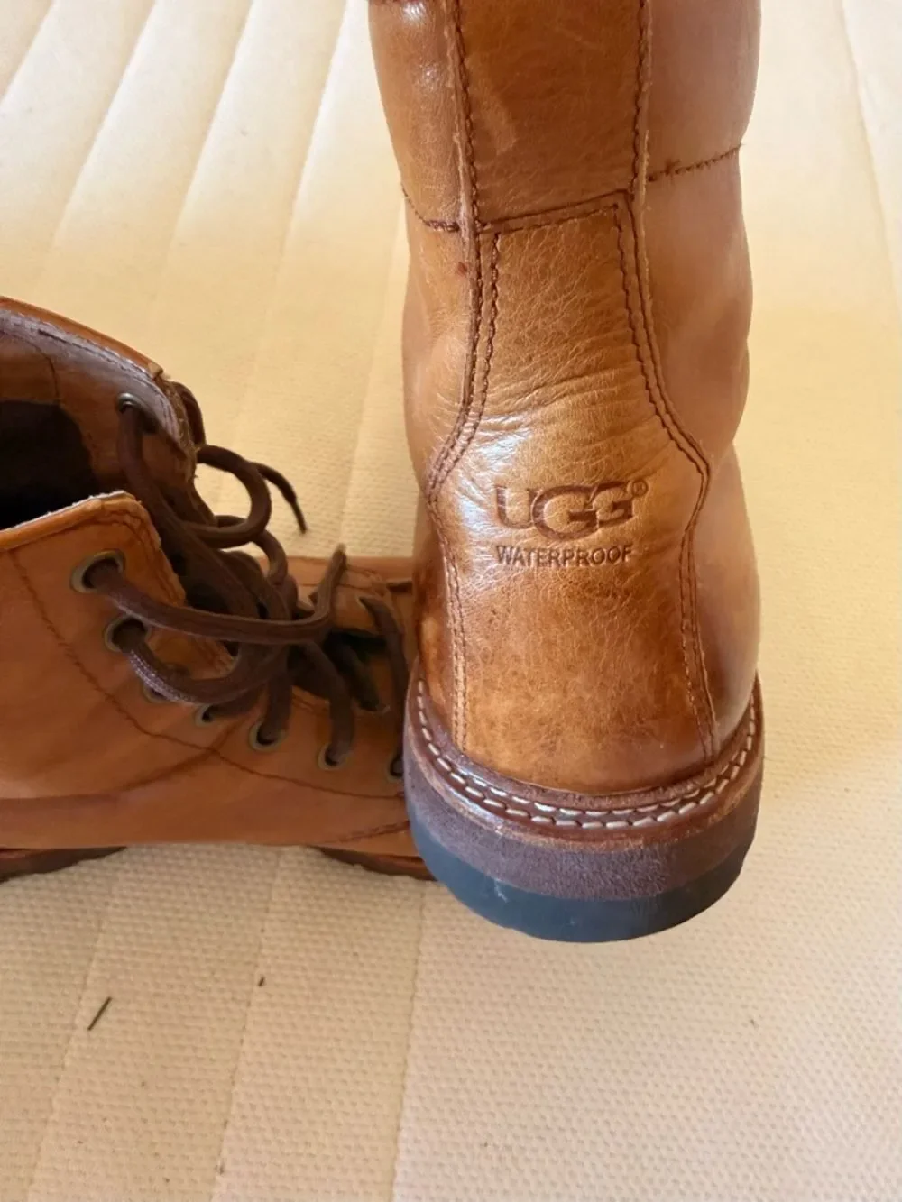UGG classic men